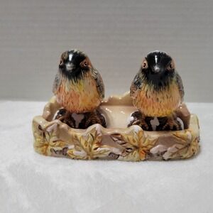 GANZ Bird Salt & Pepper Shakers in Bird Bath‎ Stand Beautiful Fall Leaf Colors